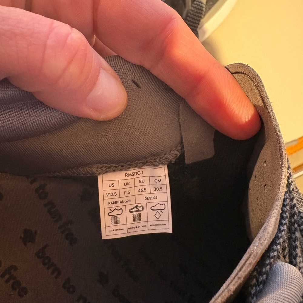 NEW Rabbit Men's Sneakers - Picture 5 of 6